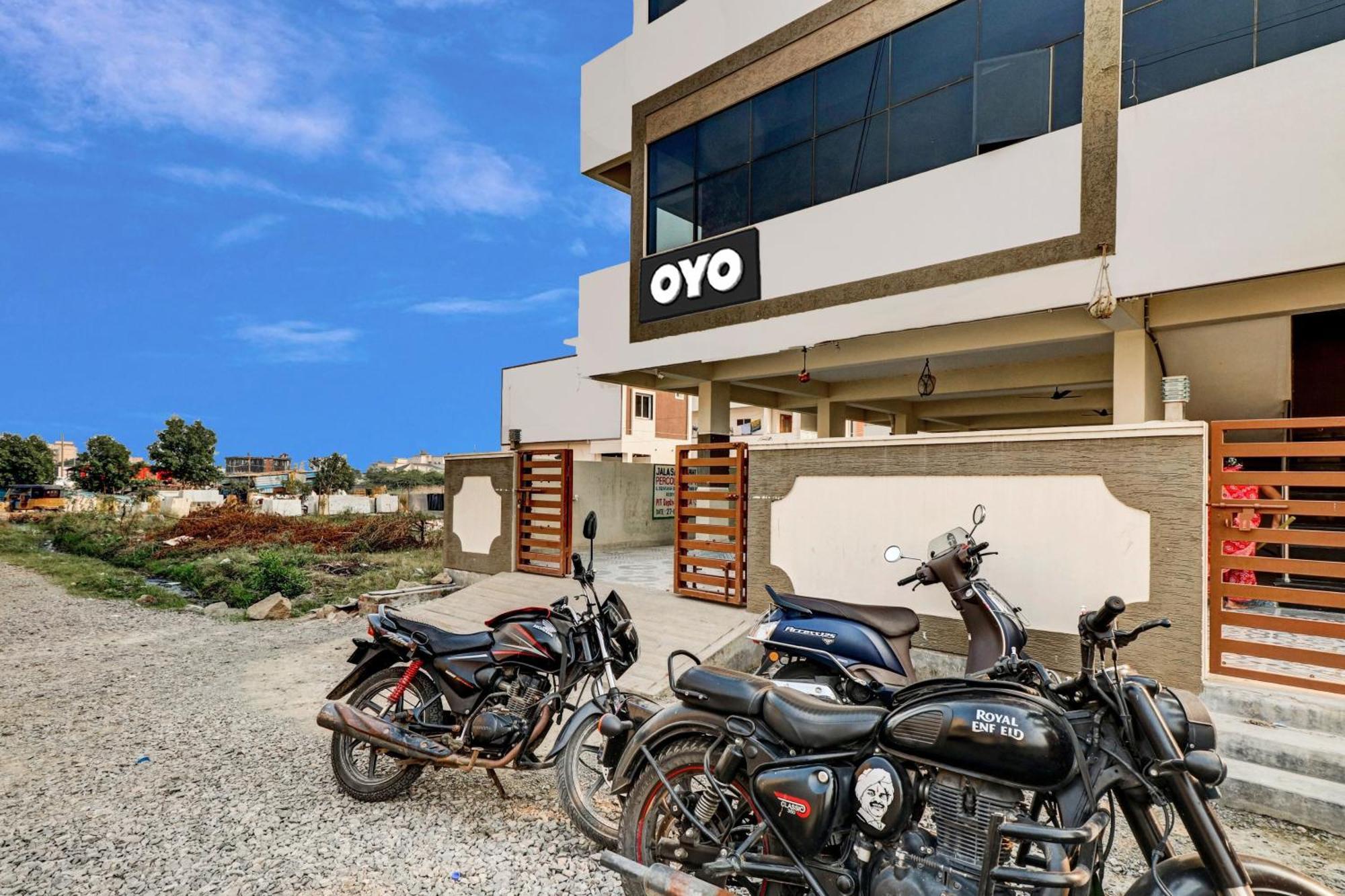 Oyo Vnr Convention Hotel Guntur Luaran gambar